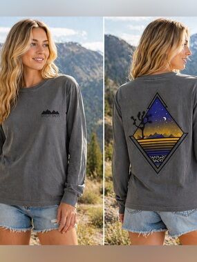 Nature Backs Desert Graphic Long Sleeve Tee Size S Gray Vintage Style Shirt